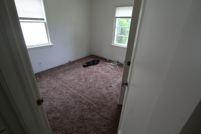 Photo - 924 E 39th Ave