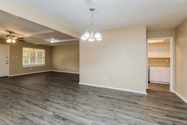 23303 Upper Falls Ct