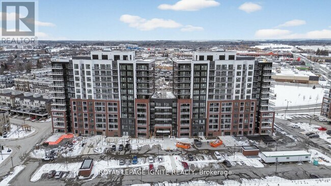 Photo - 51 Clarington Blvd Unité 107