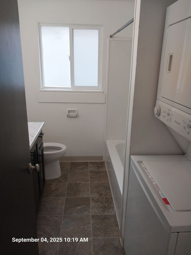 Photo - 1011 SE Locust St