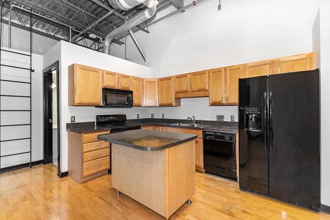 Photo - 700 Market St Unit 203