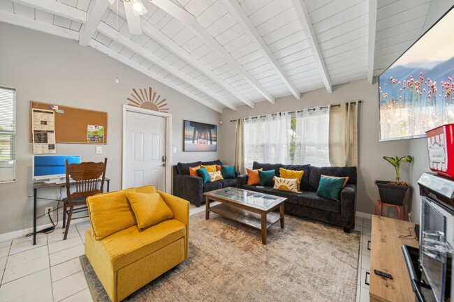 Photo - 1700 NW 15th St