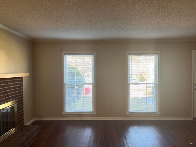 Photo - 117 N Springs Ct