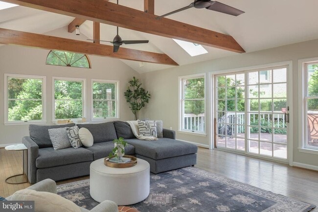 Photo - 701 Ridge Dr