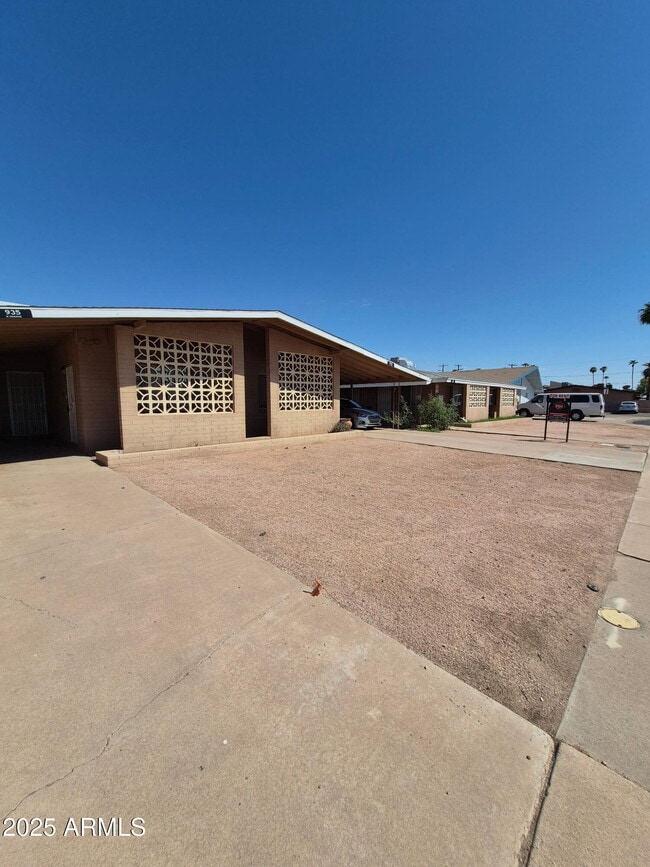 Building Photo - 935 N Orange Unit B Rental