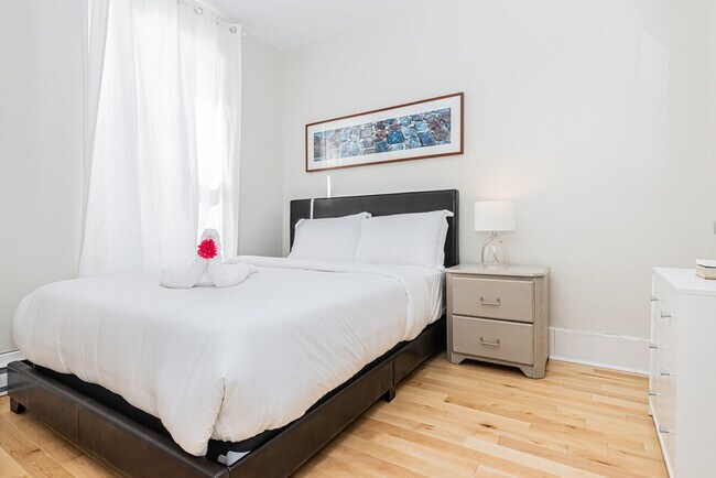 Photo - 937 Rue Sainte-Marguerite Unit ID1335080P