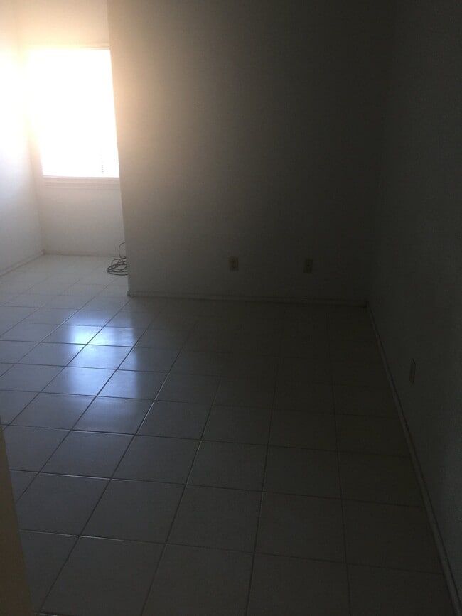 Photo - 797 W Mesa Verde Dr Unit 797 W Mesa Verde Dr