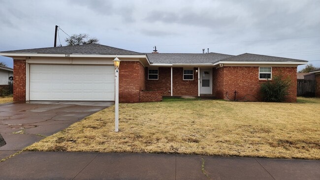 Photo - 128 Cooper Ct