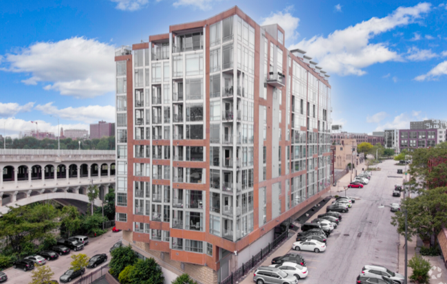 Building Photo - 2222 Detroit Ave Unit 1007 Rental