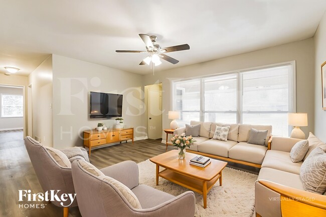 Photo - 2596 Yale Terrace