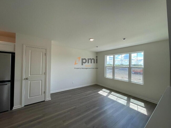 Photo - 8749 W 108th Dr