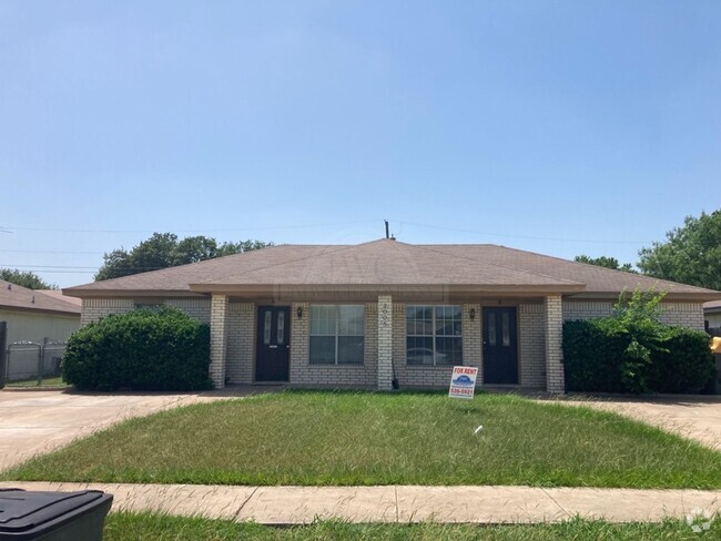 Building Photo - 2005 Windward Dr Rental