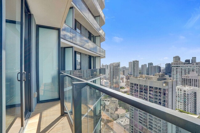 Photo - 398 NE 5th St Unidad SI ID1504041P