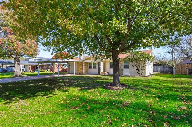 Photo - 808 Bridle Ave