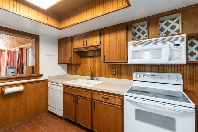 Photo - 9410 7th Ave