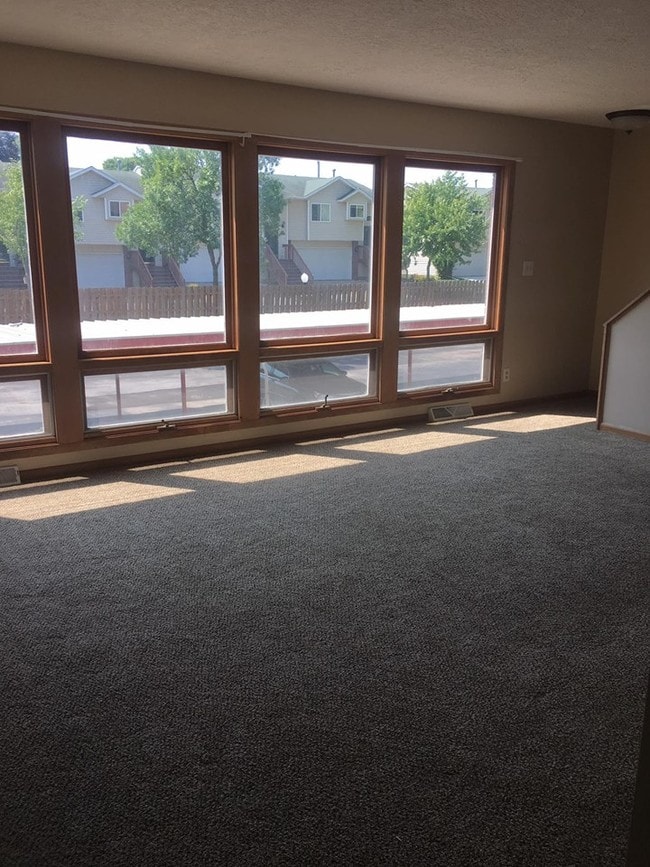 Photo - 3615 Kennedy Dr