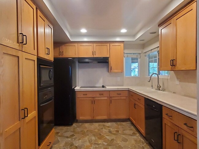 5838 Corumba Ct