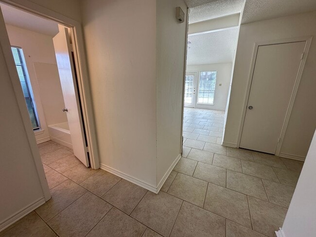 5885 Creek Side Circle