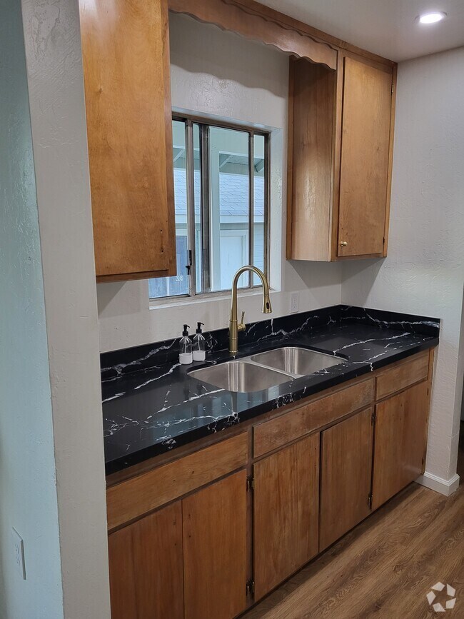 Houses for Rent in Visalia CA 94 Houses