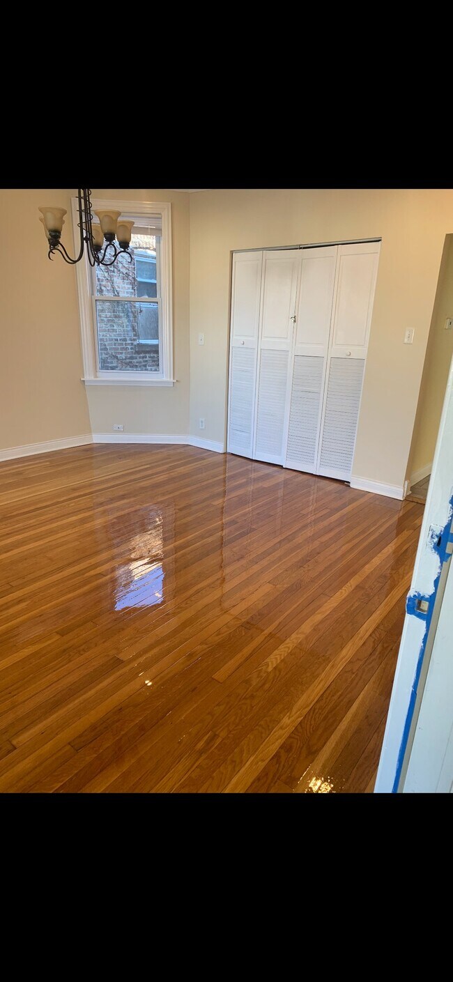 Photo - 917 N Leamington Ave Unit Apt2