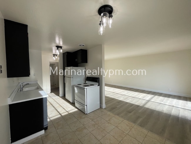 Photo - 129-191 Hilborn St Unit 153 Hilborn St