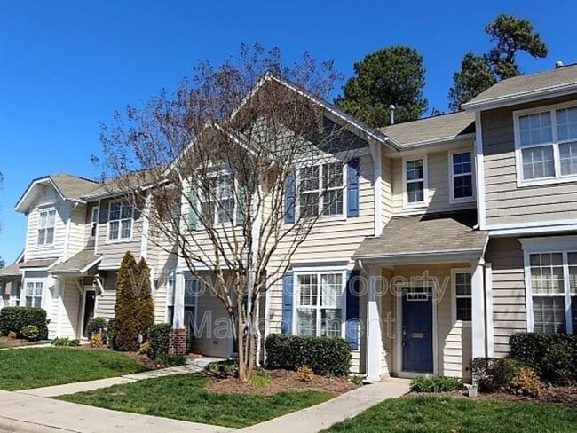 Photo - 308 Hamlet Park Dr Townhome