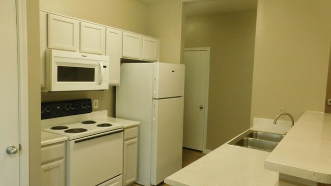 Photo - 1000 Diamond Dr Unit 3104