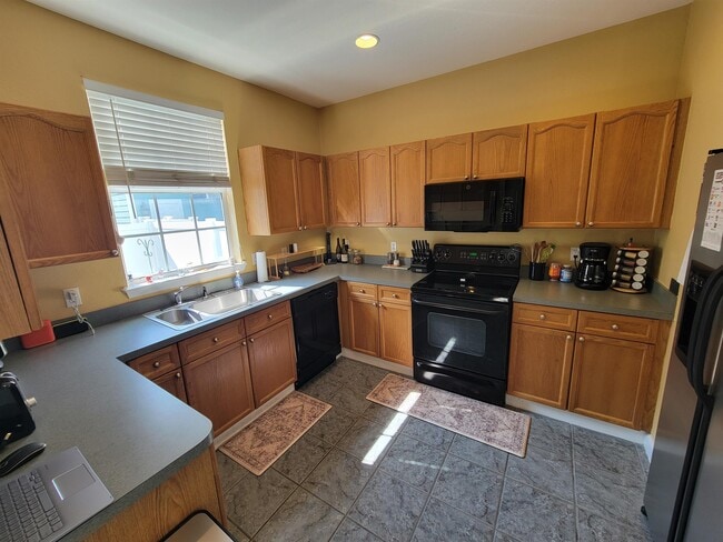 Photo - 4278 Avon Park Cir