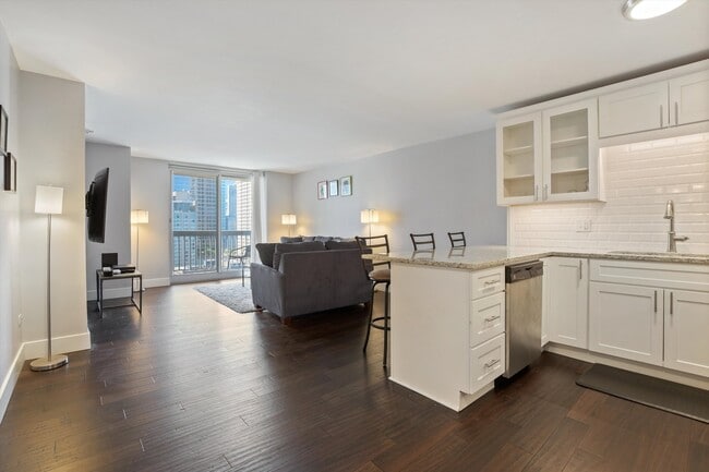 Photo - 545 N Dearborn St Unit 2209