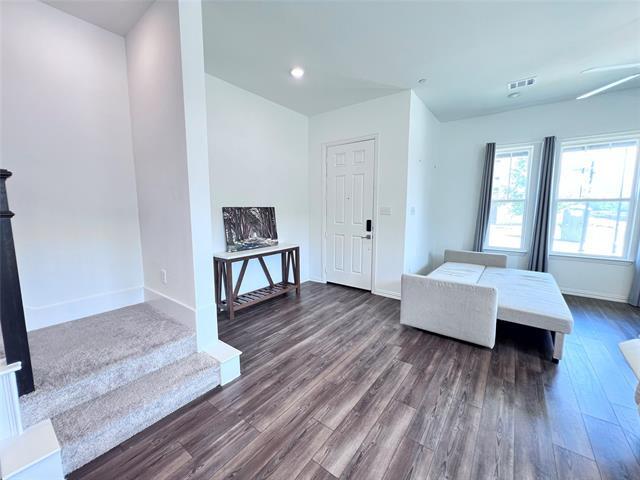 Photo - 3211 Midnight Dr