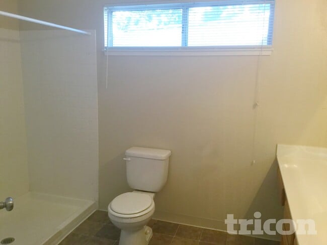 Photo - 8840 Sopwith Blvd