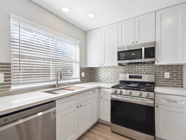 Photo - 1127 Cascade Creek Dr