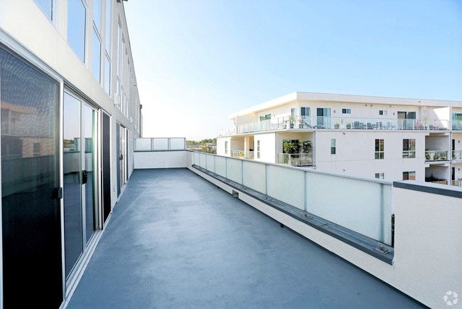 Massive Deck Patios