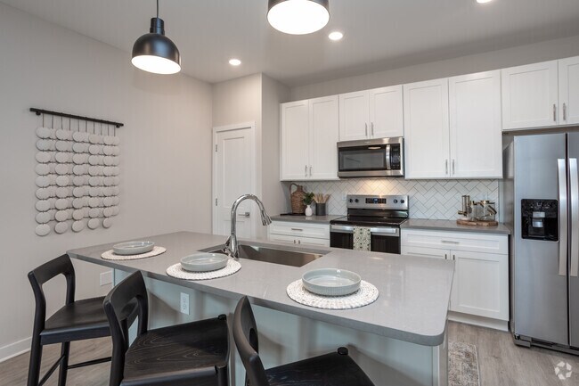 2BR, 2BA - 1,136SF Bahia - Kitchen