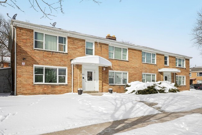 2501-2503 S 44th St. - 8 Unit - 2501-2503 S 44th St. - 8 Apartment Unit Unit 2501 - 3