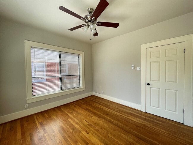 Photo - 1201 W Gray St Unit 4