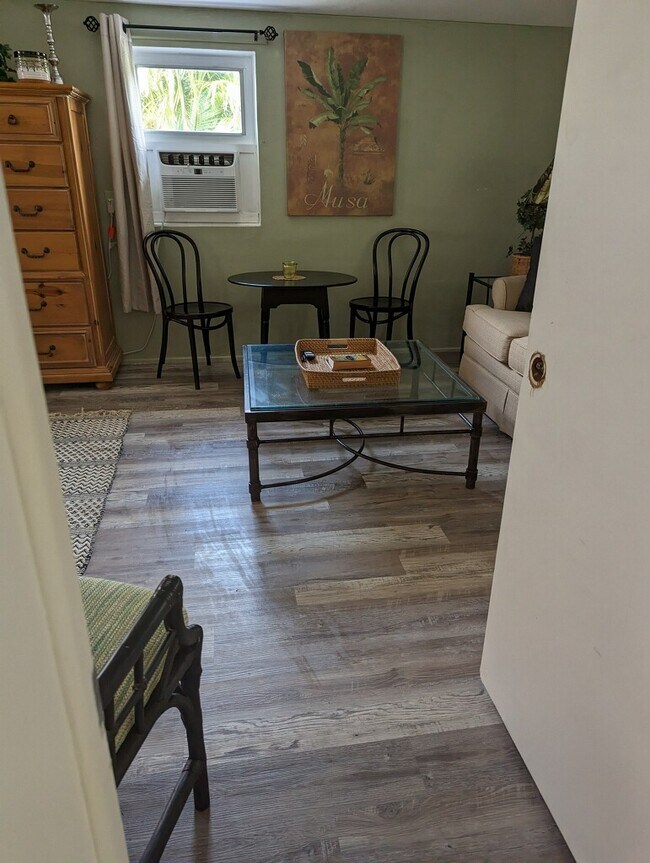 Photo - 825 20th Ave