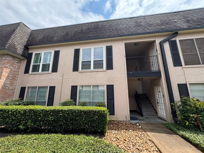 Building Photo - 1807 Stoney Brook Dr Unit 203 Rental