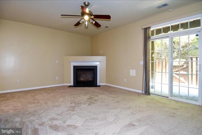 Photo - 7810 Locust Leaf Ln