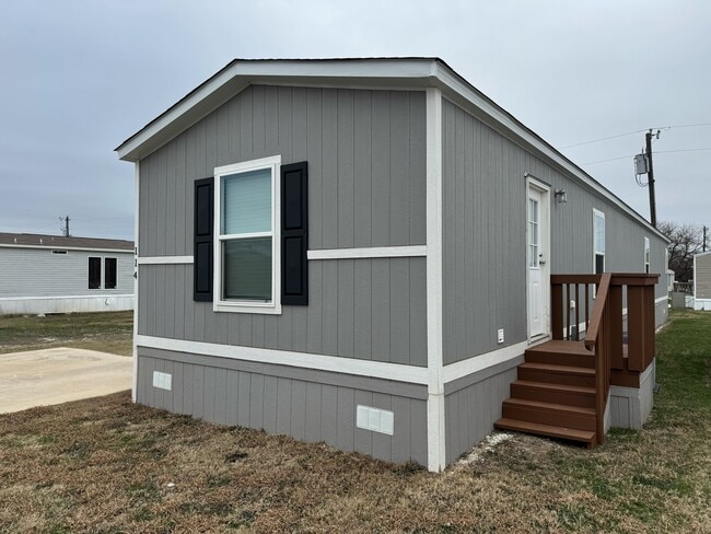 Photo - 114 Shady Grove Dr