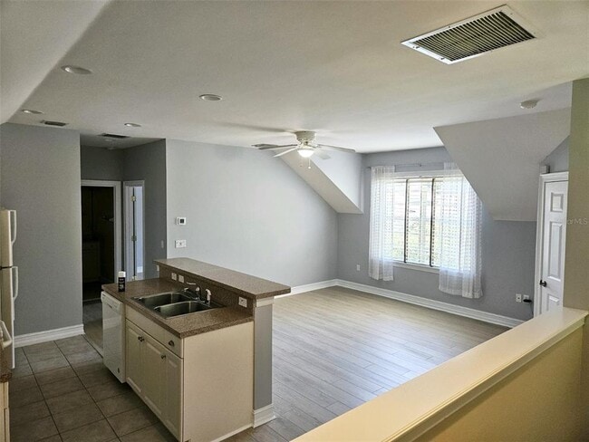 Photo - 1421 Stickley Ave