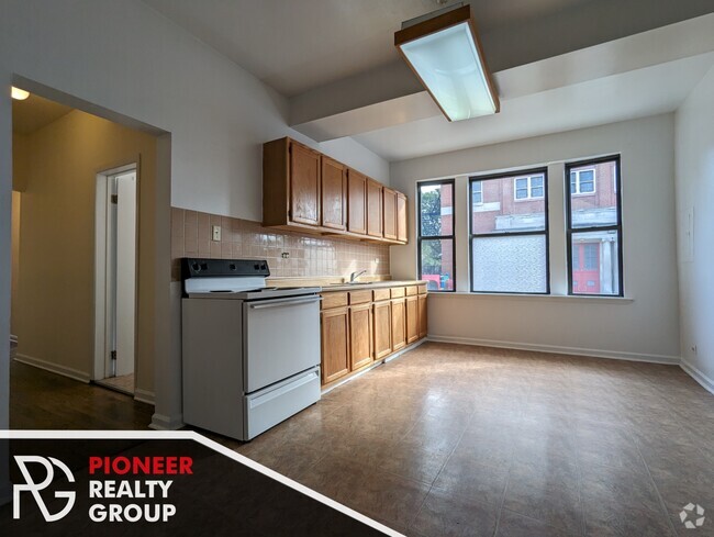 Building Photo - 2315 W Chicago Ave Unit 3145-1 Rental