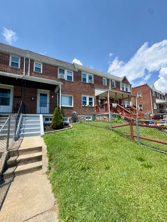 Photo - Charming 3 Bedroom/2 Bathroom Townhome in Essex, Baltimore, MD!