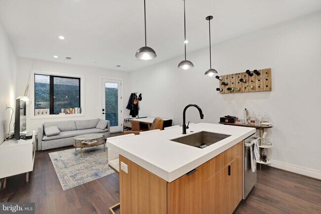 Photo - 1469 Florida Ave NW Unit 2