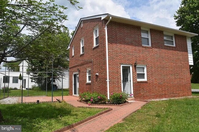 Photo - 6820 Cherokee Dr