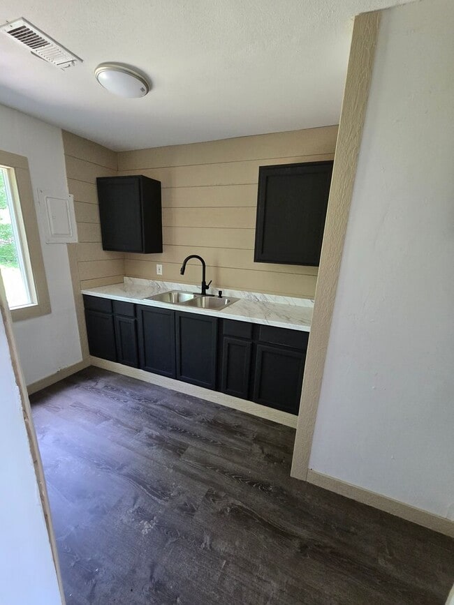 Photo - 2 bed 1 bath house!