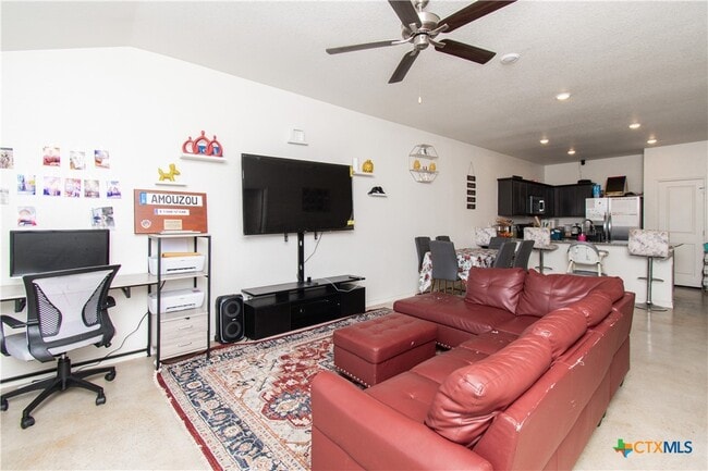 Photo - 1258 Lehmann Dr