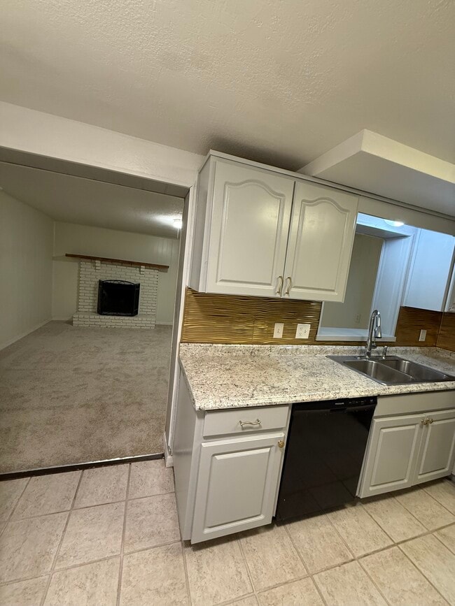 Photo - 6115 7th Ave