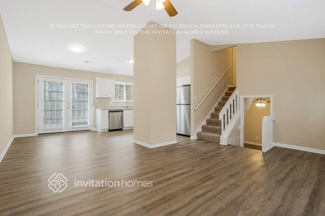 Photo - 691 Tarkington Rd N