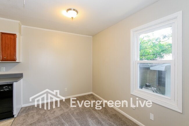 Photo - 1656 Kentucky Ave